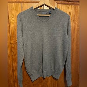 Izod Grey V-neck Sweater Men's Large